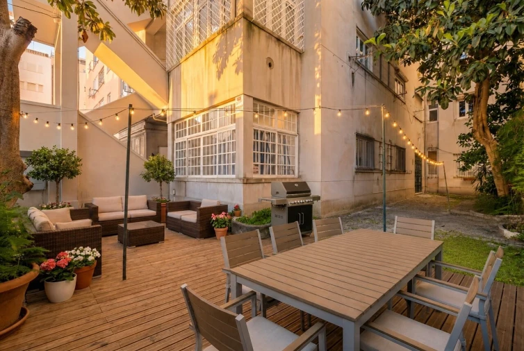 Apartamento T3 para Venda em Areeiro Foto 2