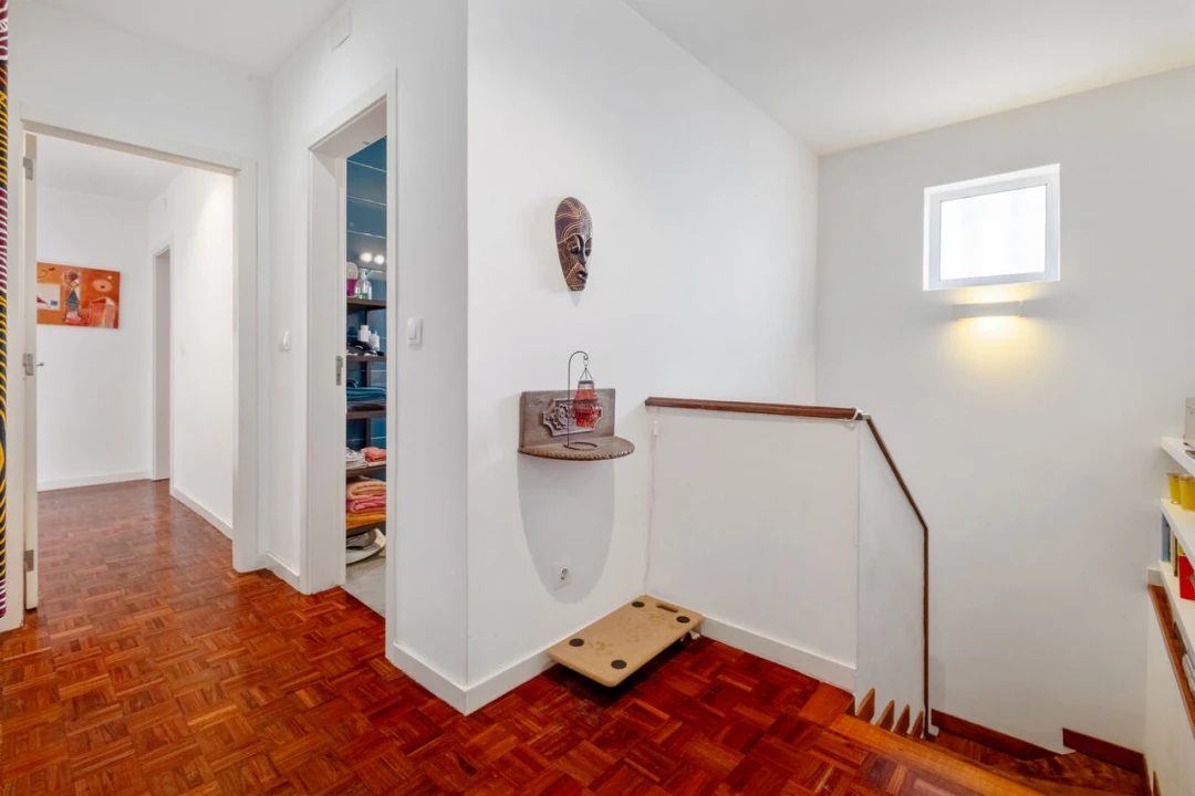 Moradia T5 para Venda em Carcavelos e Parede Foto 27