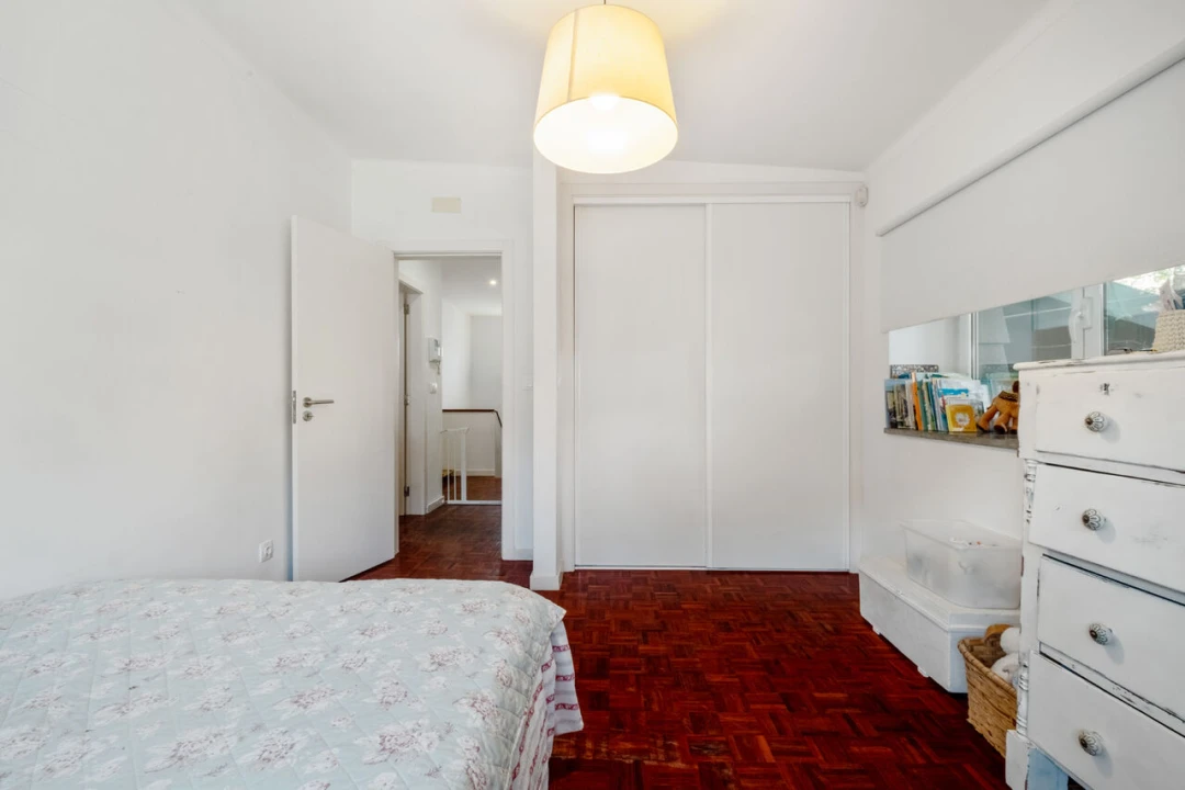 Moradia T5 para Venda em Carcavelos e Parede Foto 36