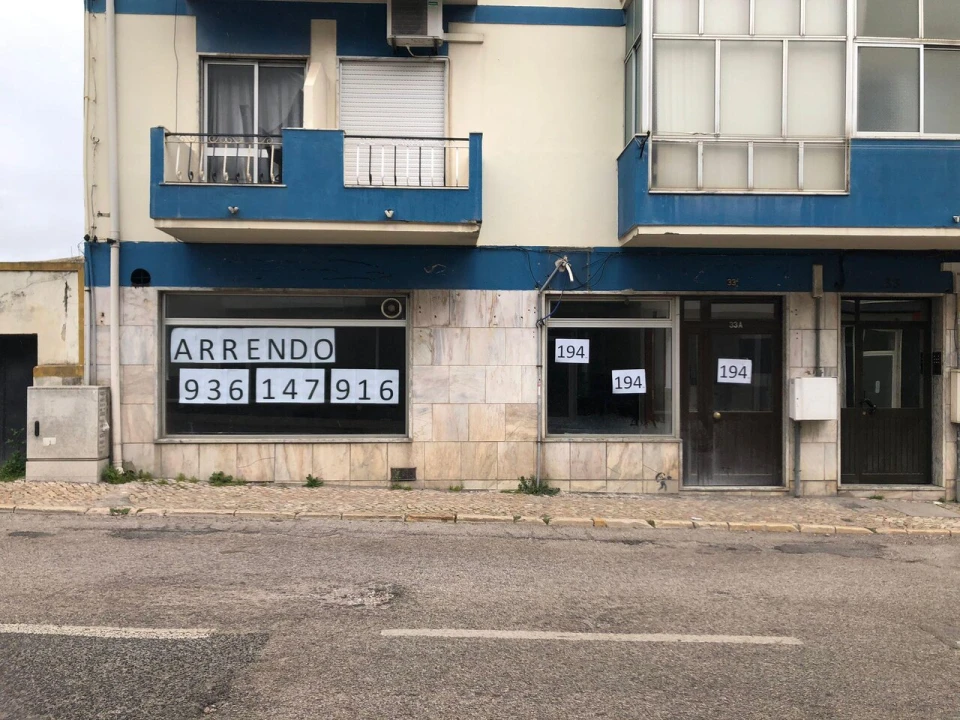 Loja para Arrendamento em Baixa da Banheira e Vale da Amoreira Foto 4