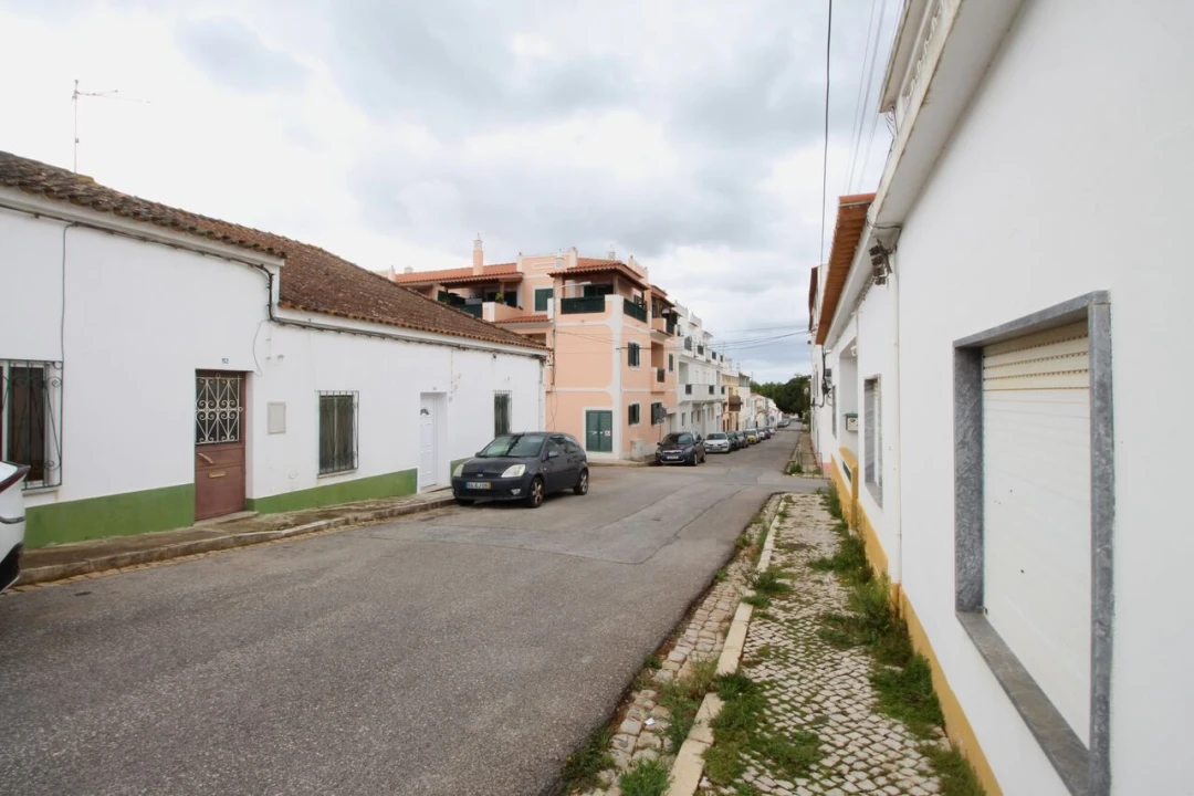 Apartamento T1 para Venda em Algoz e Tunes Foto 1