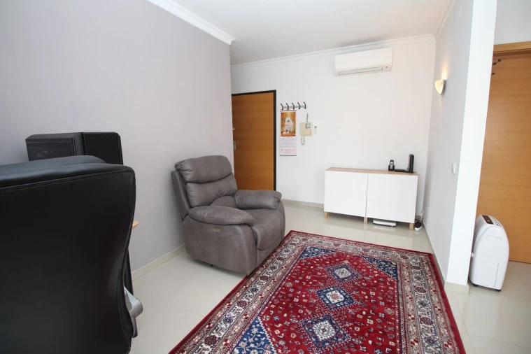 Apartamento T1 para Venda em Algoz e Tunes Foto 7