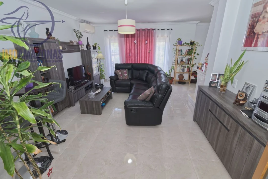 Apartamento T3 para Venda em Silves Foto 1