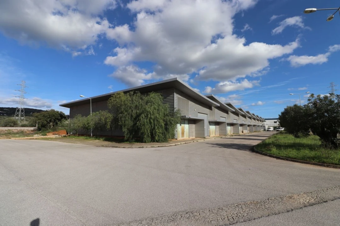 Armazém para Arrendamento em Algoz e Tunes Foto 4