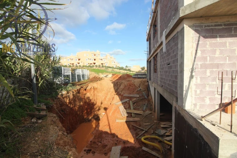 Apartamento T3 para Venda em Porches Foto 25