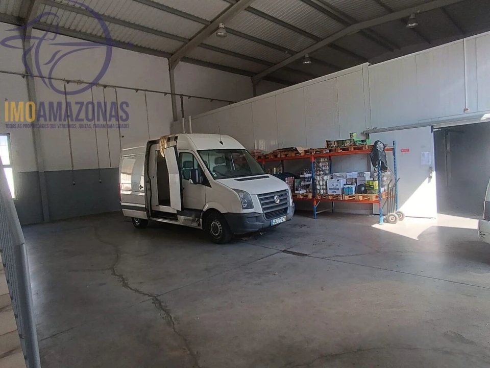 Armazém para Venda em Estômbar e Parchal Foto 8