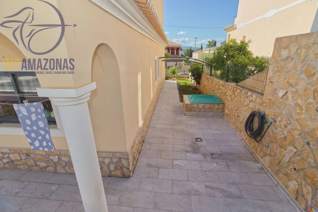 Moradia T3 para Venda em Silves Foto 7