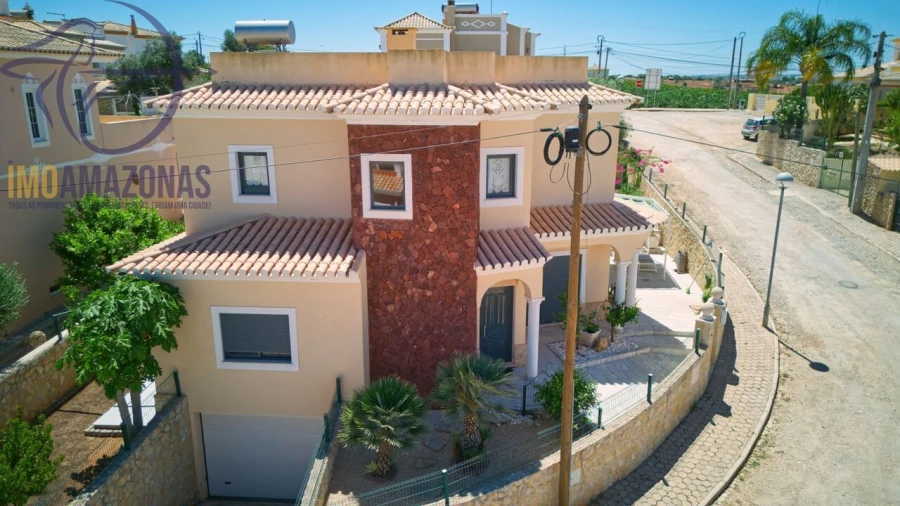 Moradia T3 para Venda em Silves Foto 3