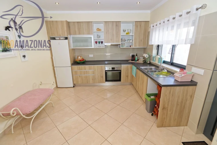 Moradia T3 para Venda em Silves Foto 18