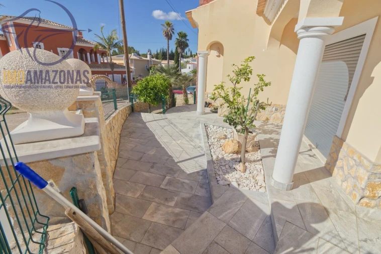 Moradia T3 para Venda em Silves Foto 5