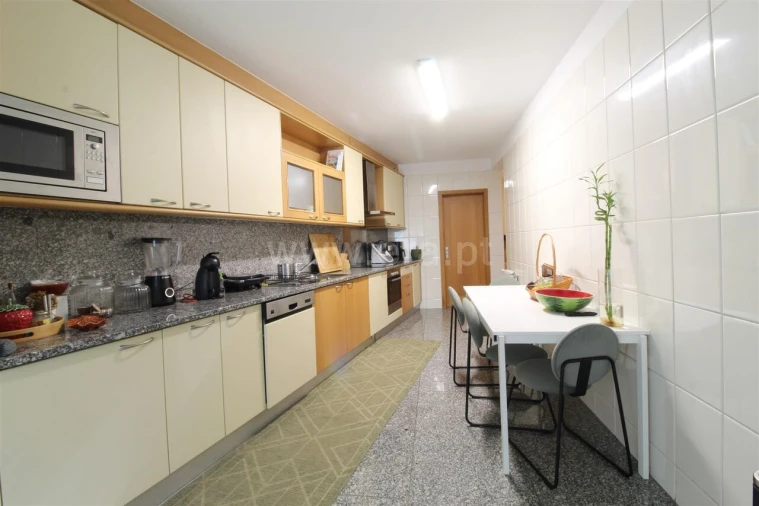 Apartamento T2 para Venda em Mafamude e Vilar do Paraíso Foto 6