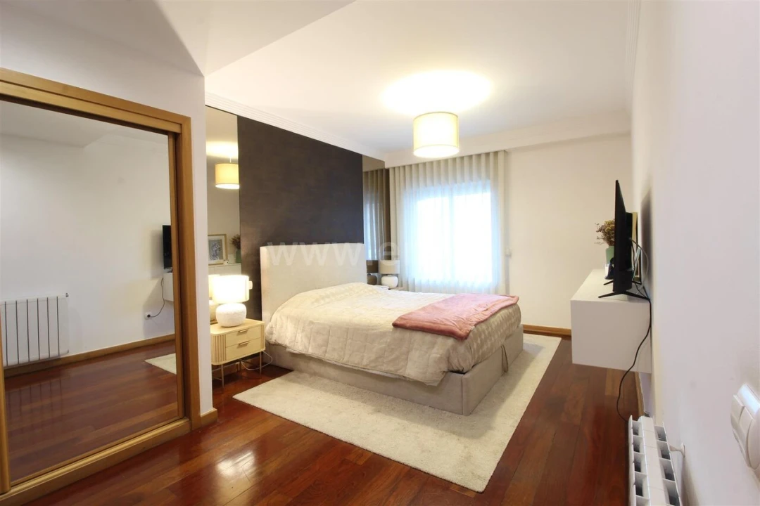 Apartamento T2 para Venda em Mafamude e Vilar do Paraíso Foto 10