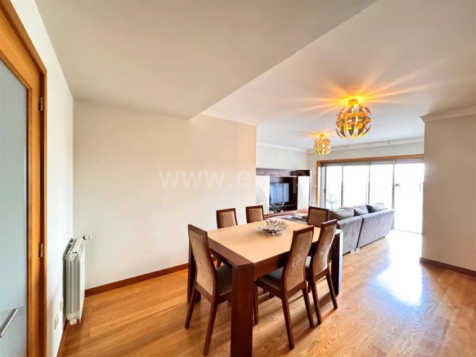 Apartamento T3 para Venda em Mafamude e Vilar do Paraíso Foto 19