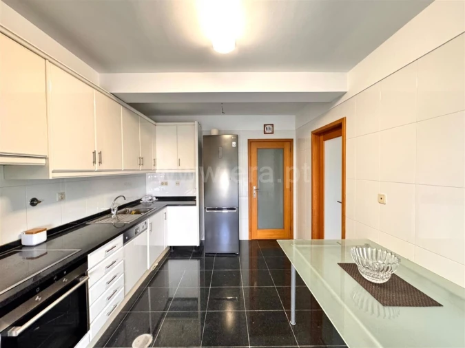 Apartamento T3 para Venda em Mafamude e Vilar do Paraíso Foto 14