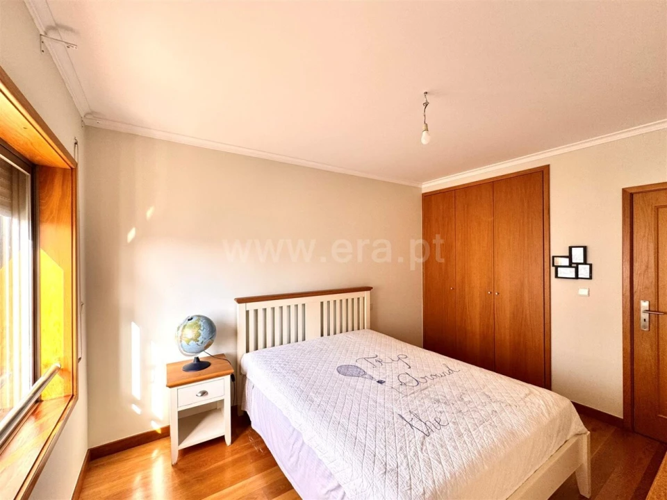 Apartamento T3 para Venda em Mafamude e Vilar do Paraíso Foto 4