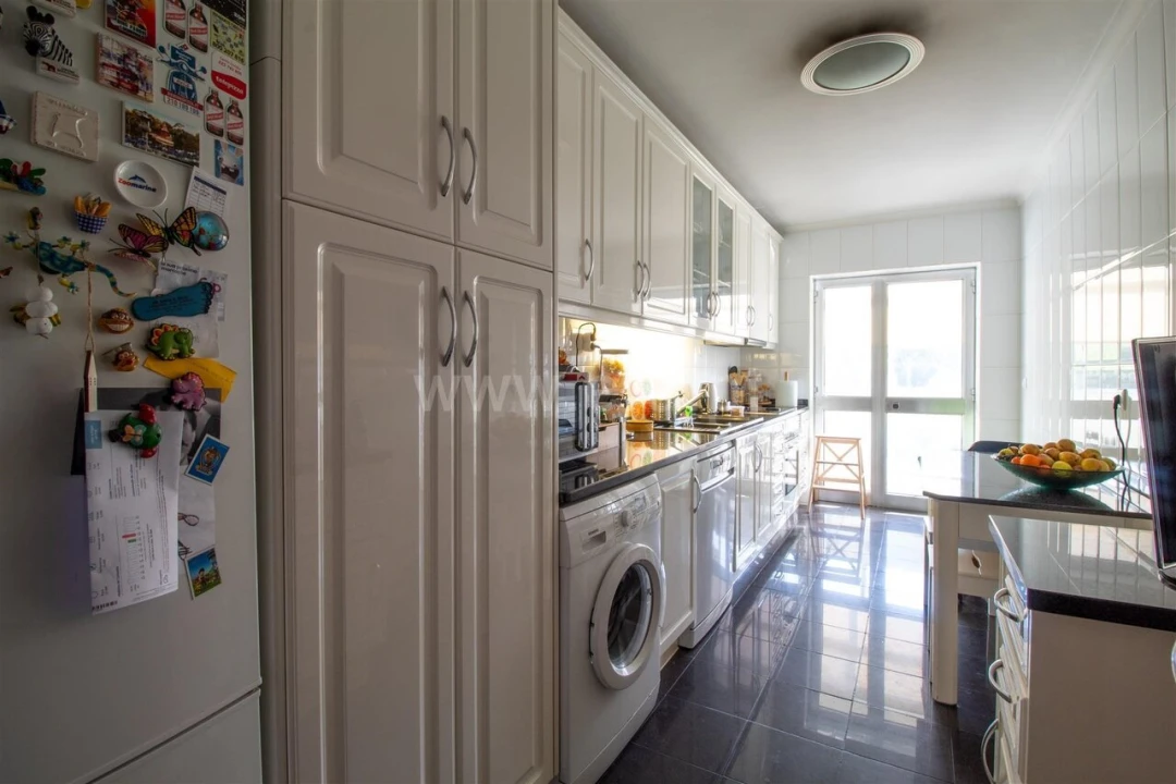 Apartamento T3 para Venda em Mafamude e Vilar do Paraíso Foto 16