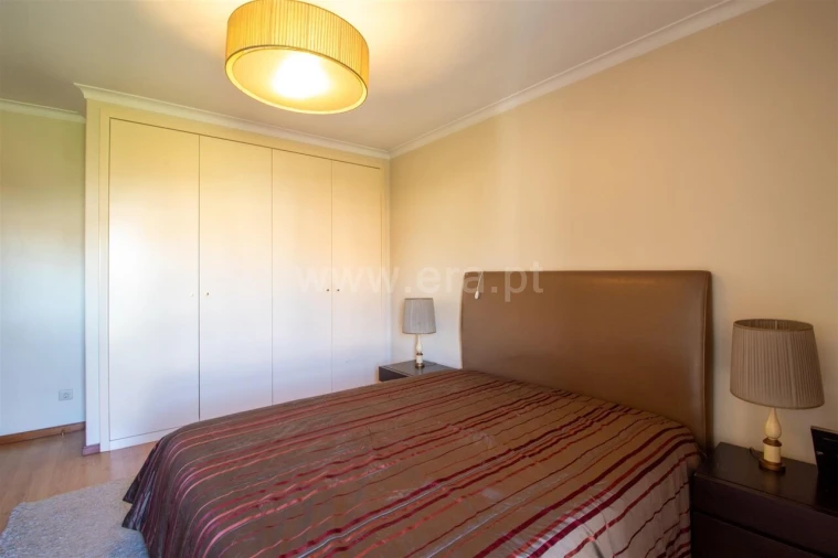 Apartamento T3 para Venda em Mafamude e Vilar do Paraíso Foto 11