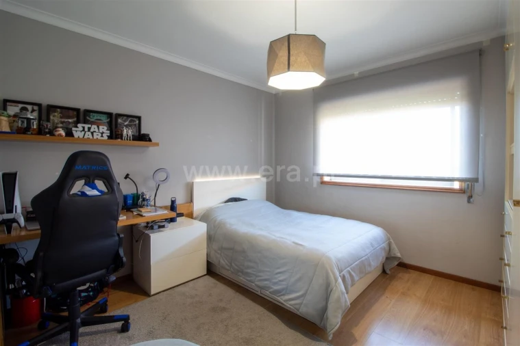 Apartamento T3 para Venda em Mafamude e Vilar do Paraíso Foto 5