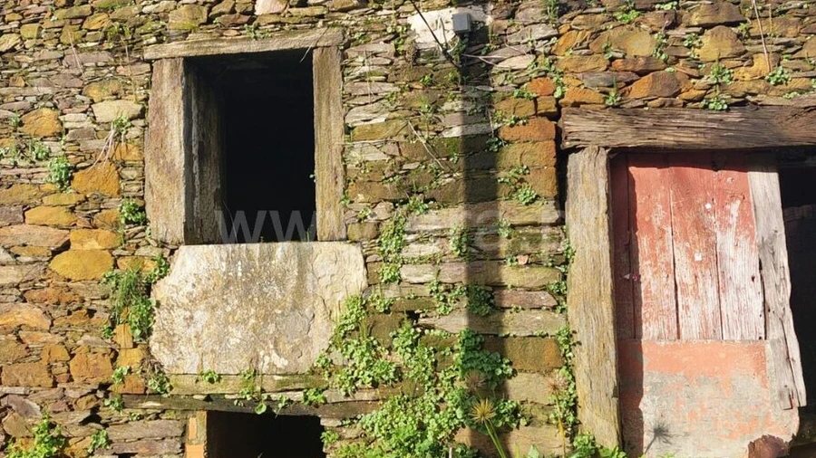 Moradia T0 para Venda em Raiva, Pedorido e Paraíso