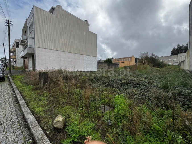 Terreno para Venda em Pedroso e Seixezelo Foto 3