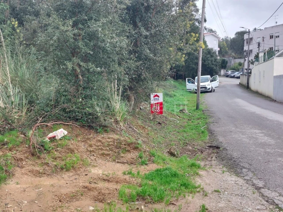 Terreno para Venda em Grijó e Sermonde Foto 1