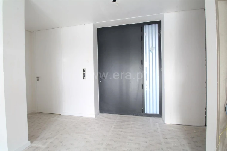 Moradia T5 para Venda em Pedroso e Seixezelo Foto 15