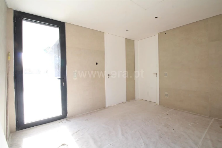 Moradia T5 para Venda em Pedroso e Seixezelo Foto 20