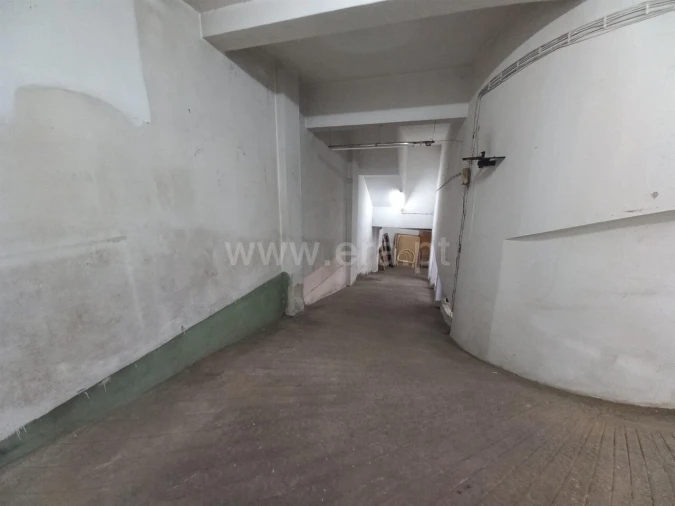 Armazém para Venda em Santa Marinha e São Pedro da Afurada Foto 5