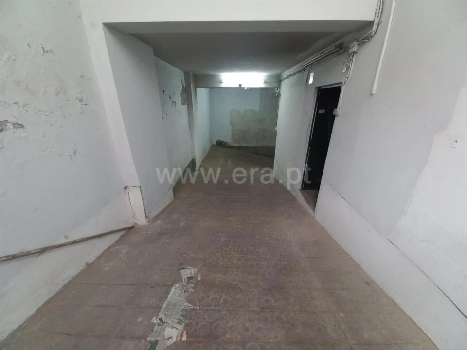 Armazém para Venda em Santa Marinha e São Pedro da Afurada Foto 7