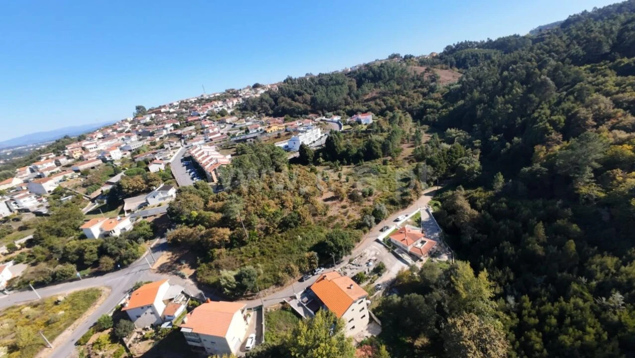 Terreno para Venda em Sandim, Olival, Lever e Crestuma Foto 5