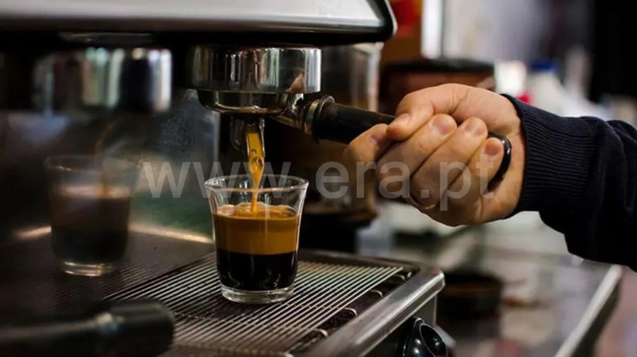 Loja para Trespasse em Avintes Foto 1