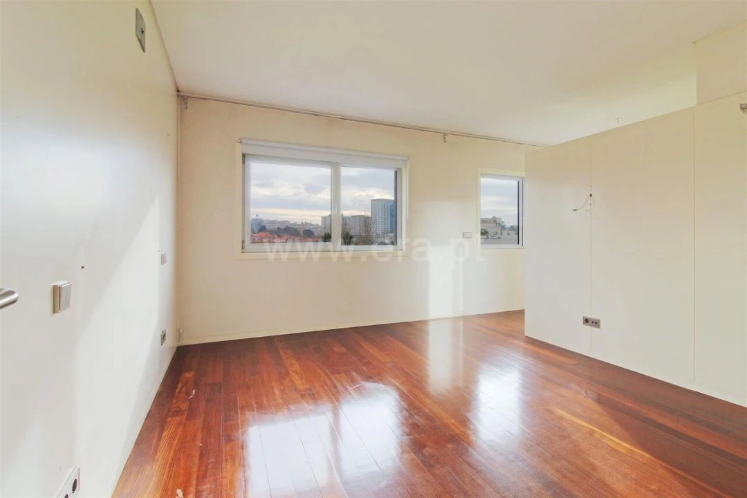 Apartamento T2 para Venda em Aldoar, Foz do Douro e Nevogilde Foto 13
