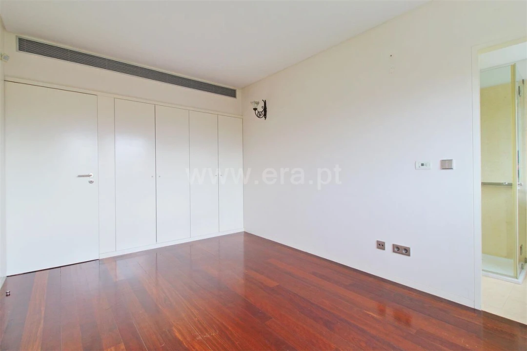 Apartamento T2 para Venda em Aldoar, Foz do Douro e Nevogilde Foto 11