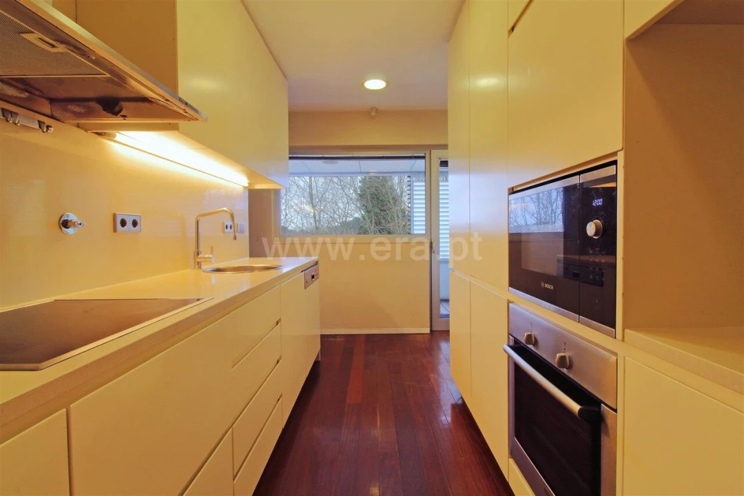 Apartamento T2 para Venda em Aldoar, Foz do Douro e Nevogilde Foto 5