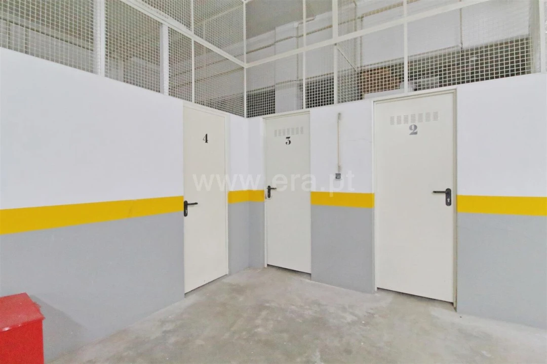 Apartamento T2 para Venda em Aldoar, Foz do Douro e Nevogilde Foto 18