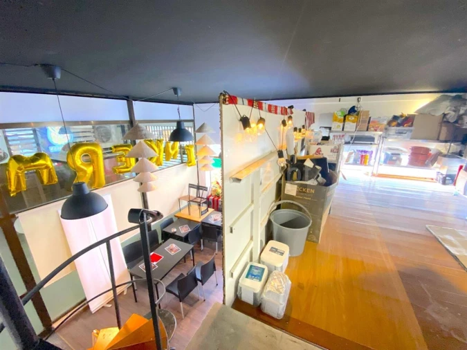 Loja para Trespasse em Mafamude e Vilar do Paraíso Foto 8