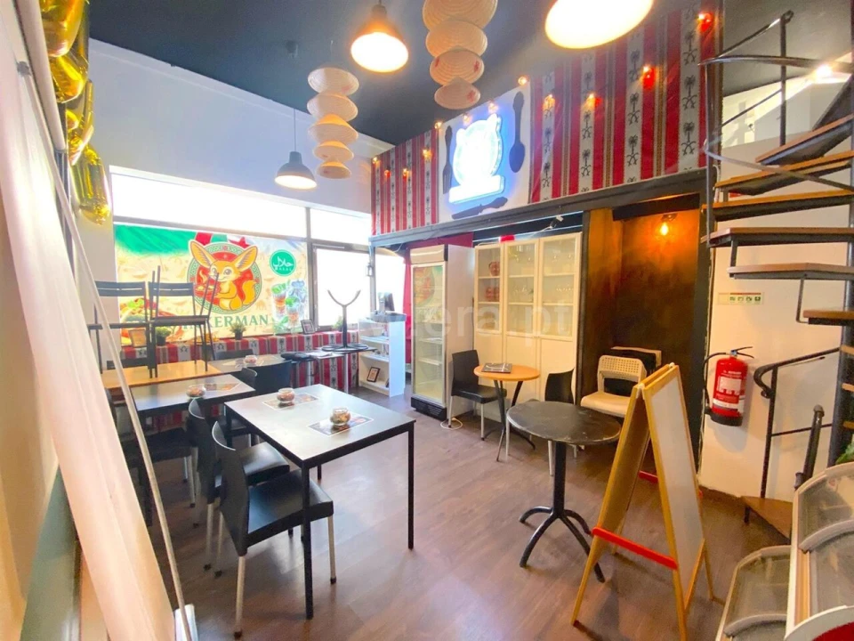 Loja para Trespasse em Mafamude e Vilar do Paraíso Foto 4