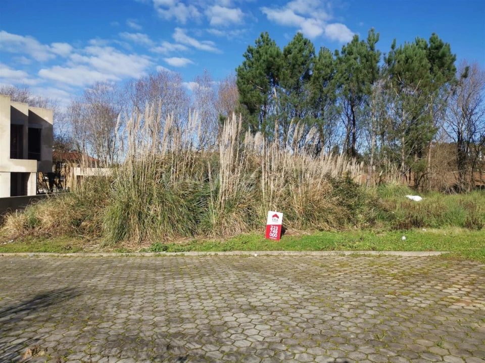 Terreno para Venda em Pedroso e Seixezelo Foto 2