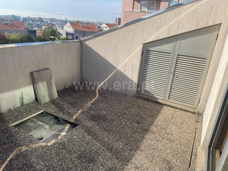 Moradia T4 para Venda em Mafamude e Vilar do Paraíso Foto 12