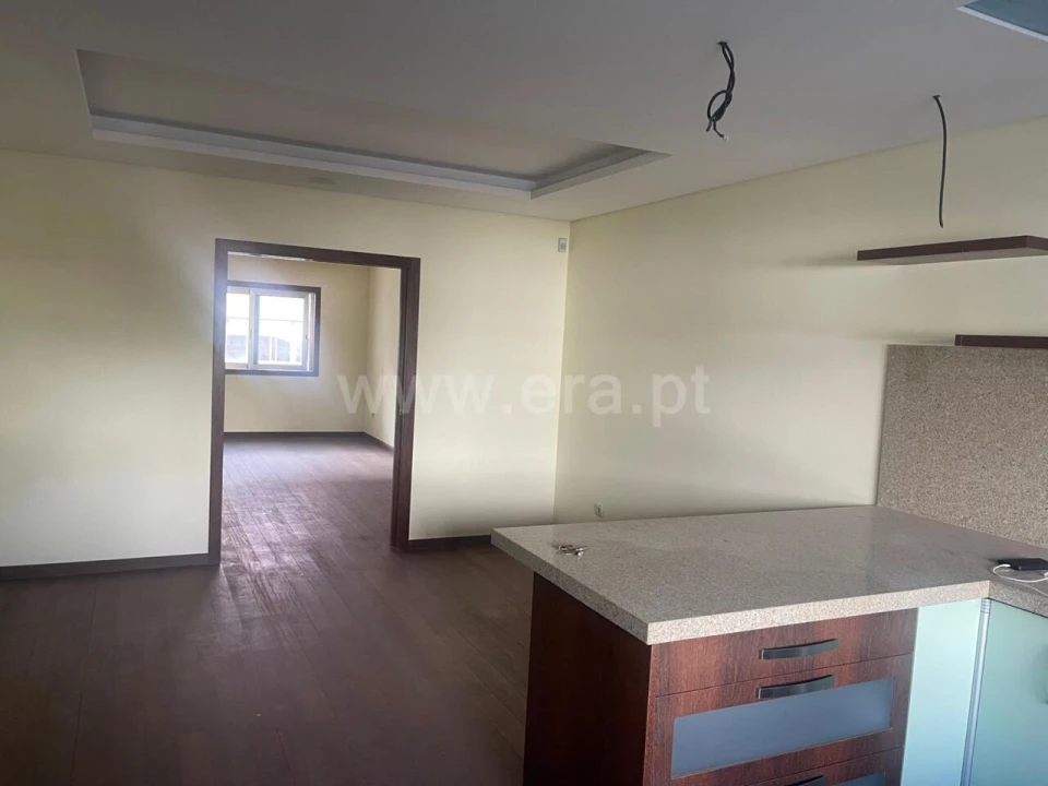 Moradia T4 para Venda em Mafamude e Vilar do Paraíso Foto 6