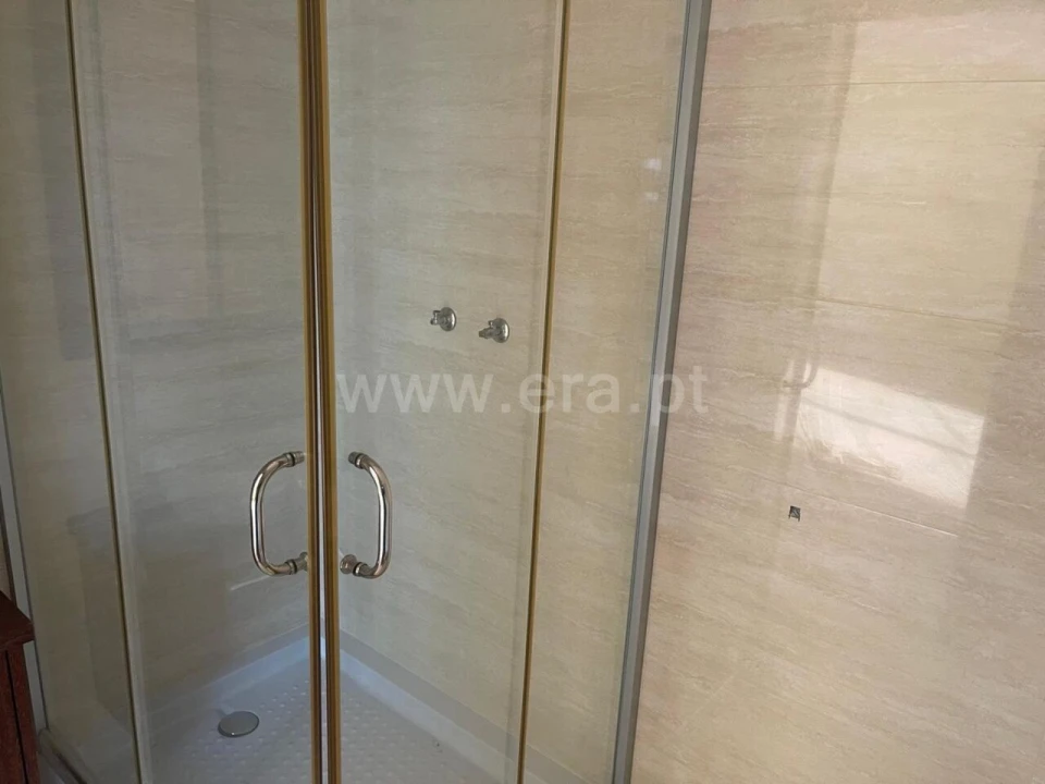 Moradia T4 para Venda em Mafamude e Vilar do Paraíso Foto 15