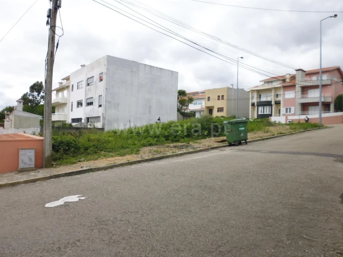 Terreno para Venda em Mafamude e Vilar do Paraíso Foto 1