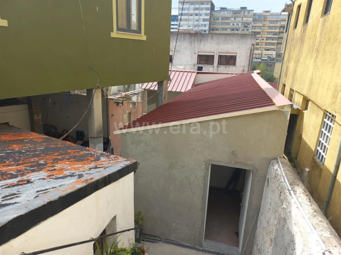 Moradia T0 para Venda em Mafamude e Vilar do Paraíso Foto 3