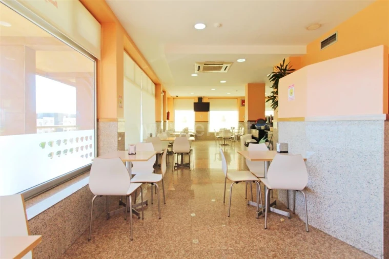 Loja para Trespasse em Vilar de Andorinho Foto 2