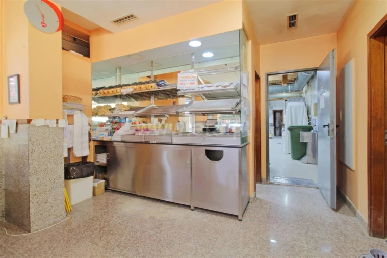 Loja para Trespasse em Vilar de Andorinho Foto 11