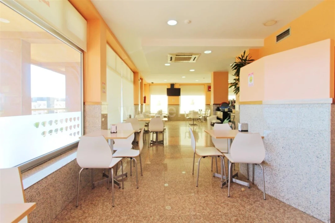 Loja para Trespasse em Vilar de Andorinho Foto 2