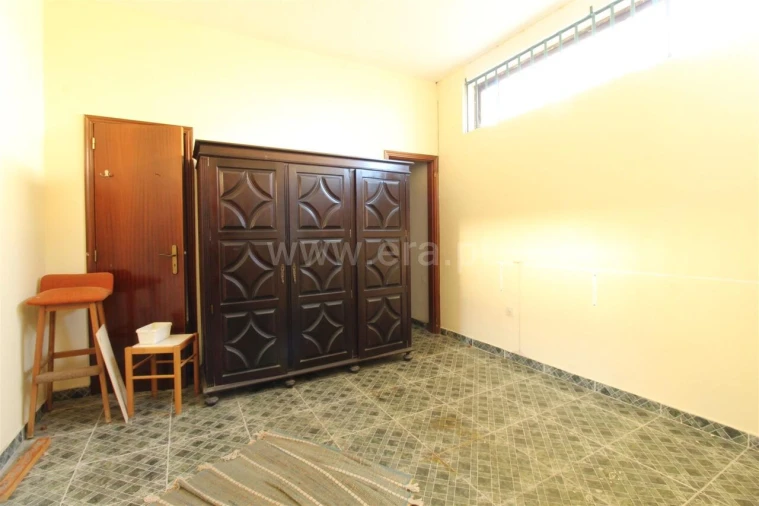 Armazém para Venda em Vilar de Andorinho Foto 5