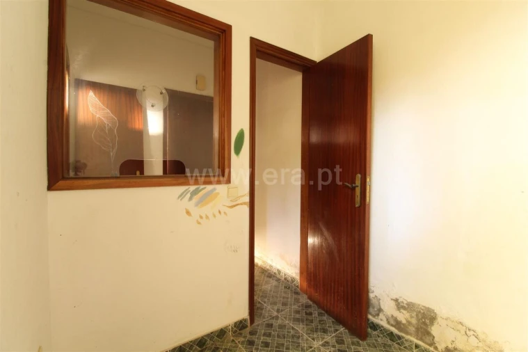 Armazém para Venda em Vilar de Andorinho Foto 6