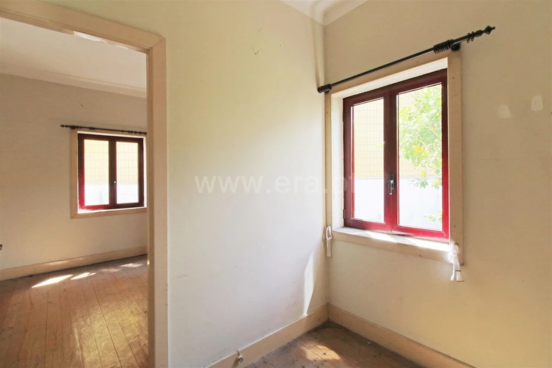 Moradia T6 para Venda em Mafamude e Vilar do Paraíso Foto 3