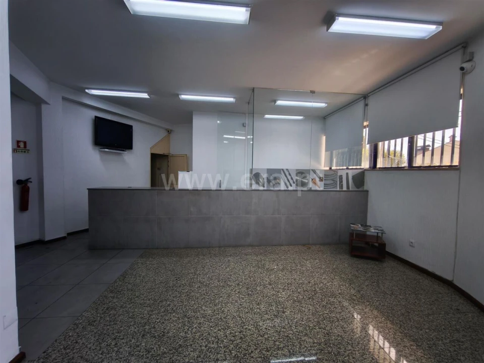 Armazém para Venda em Pedroso e Seixezelo Foto 12